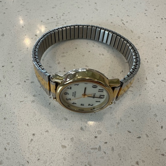 Timex Indiglo Two-Tone Gold and Silver Water Resistant Watch - Picture 3 of 5